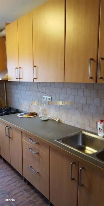 4 Camere de inchiriat | Crangasi | 2 Bai | Centrala | Parcare | Metrou
