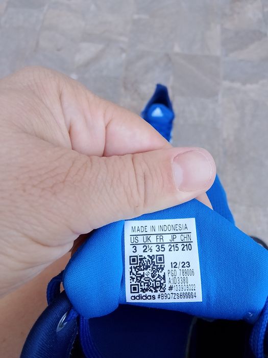 Маратонки Адидас