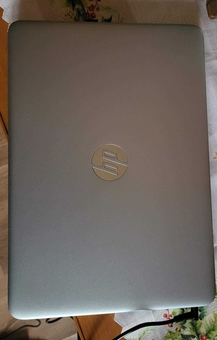 laptop hp in stare ca  nou