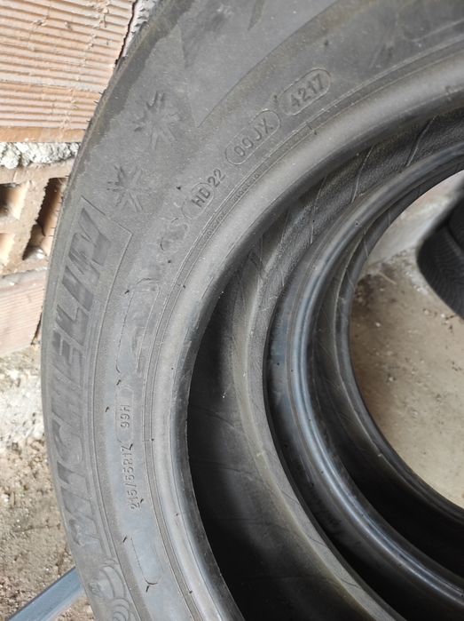 215/65/17 Michelin 2бр