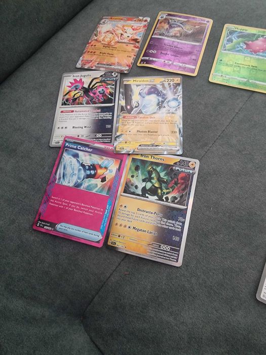 Рядки Pokemon карти. Проверени от hobby games