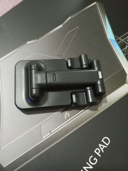 Telefon ushlagich yangi  karopkasi bor olib  koʻring zor narsa