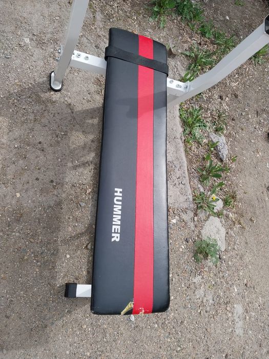 Лежак б/у для жима лёжа Hummer.