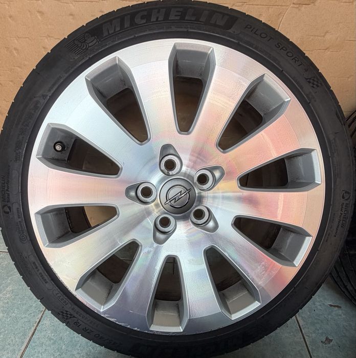 Roti jante OPEL Insigin R19 245/40/19 vara Michelin
