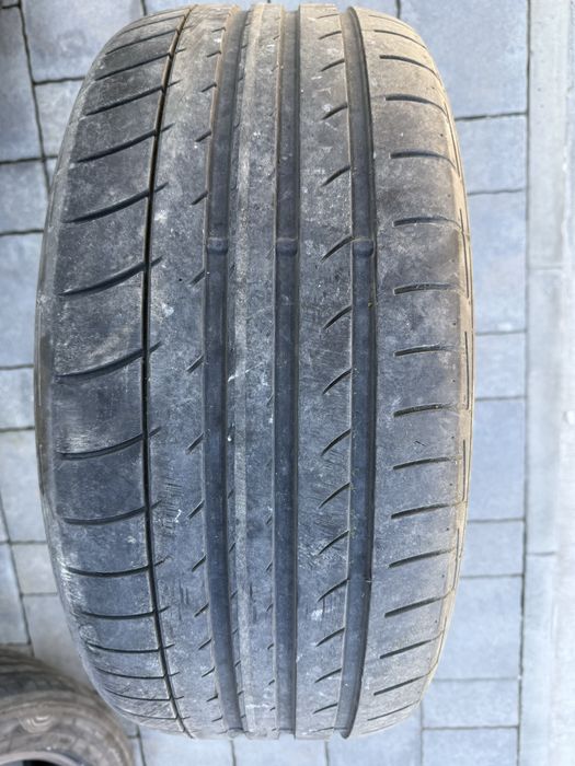 235/50/18 Летни 100€ Дот 20г
