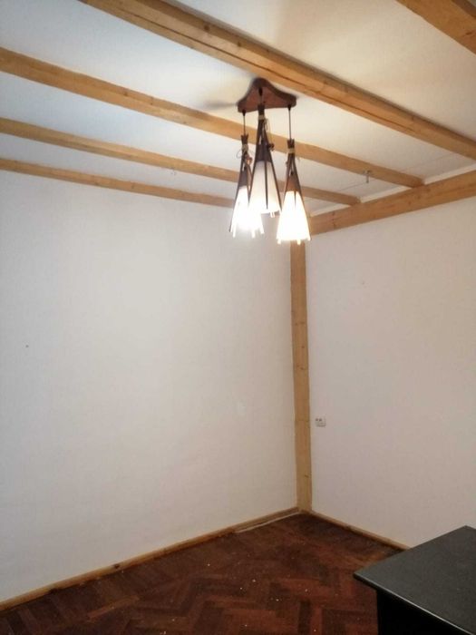 Casă de închiriat 5 camere Ploiești