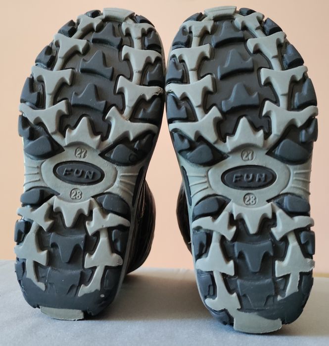 Детски ботушки номер 27/28