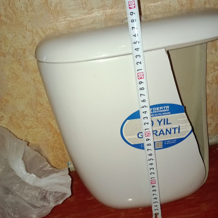 Крышка бачка бочка унитаза