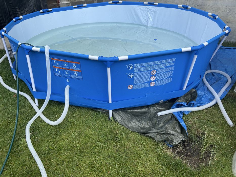 Vand piscina Intex + accesorii+ 2 pompe