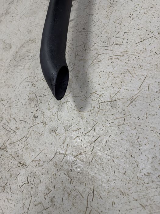 Продам глушитель Stinger приору седан - универсал