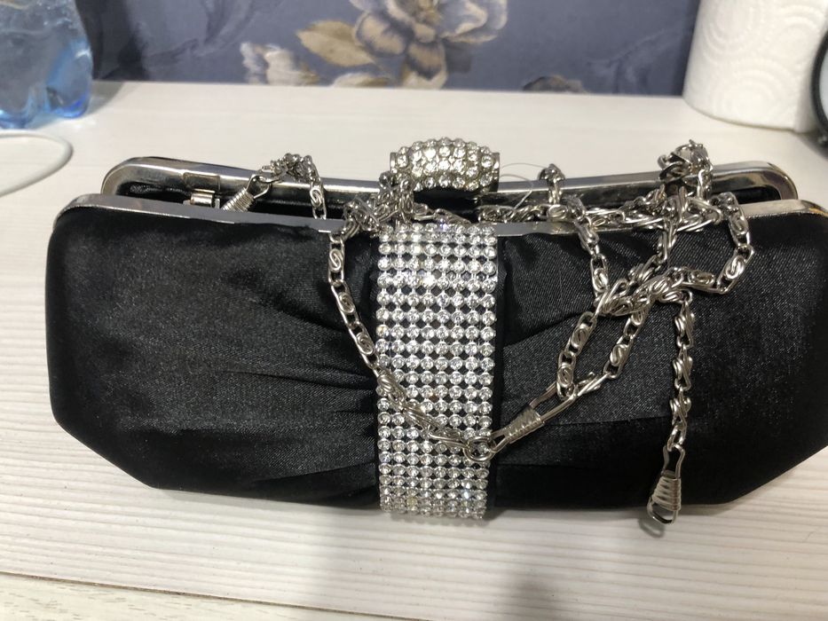 Продам клатч сумку черный цвет