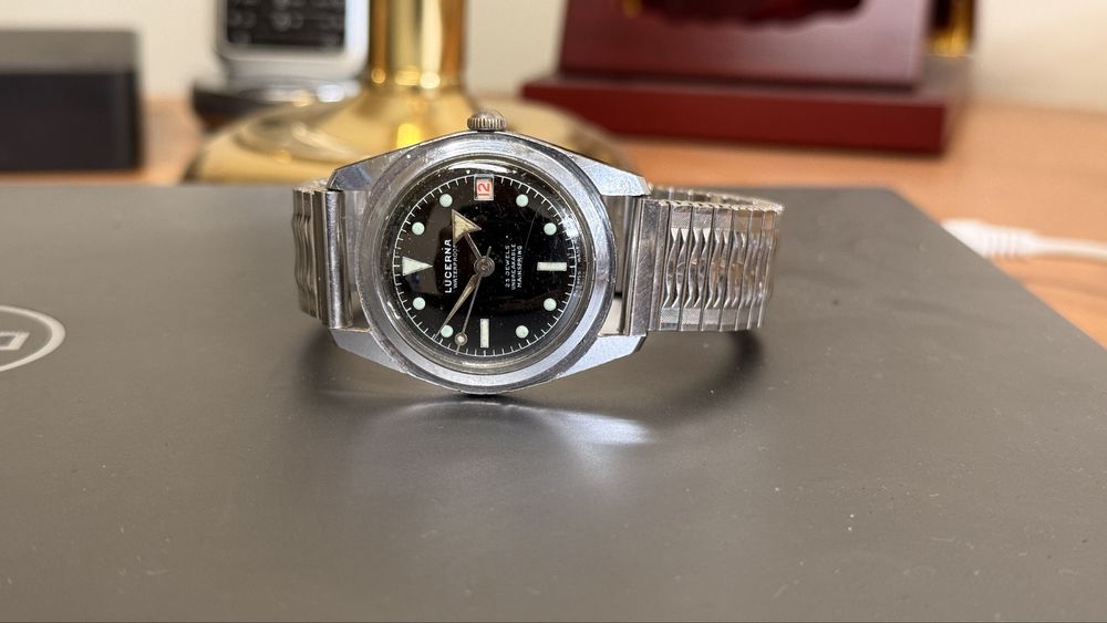 Diver lucerna mecanic 23 rubine