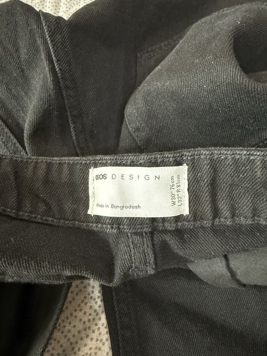 Продам джинсы бренда ASOS 30/32