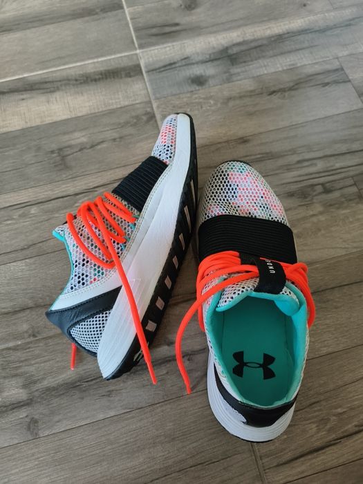 Adidași Under Armour 36,5