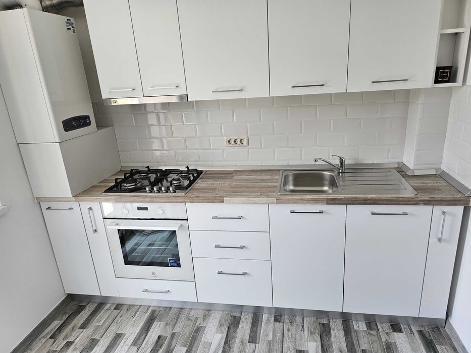 Pitesti ARENA, Apartament 2 camere, Parcare privata