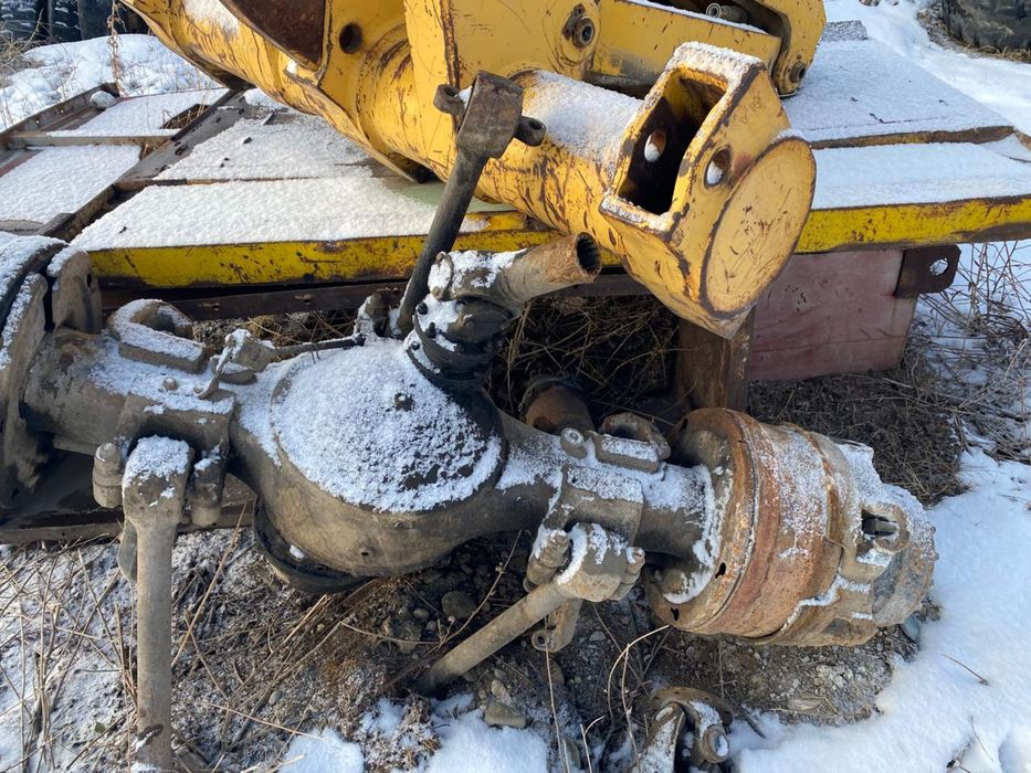 Продам запчасти на маз