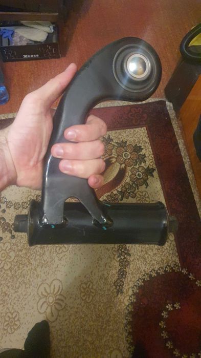 w210 4matic - горен ляв носач