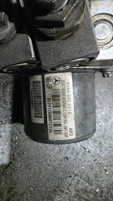 pompa abs Mercedes W166 ML350 GLE350 ML250  A1669014100 GLE250