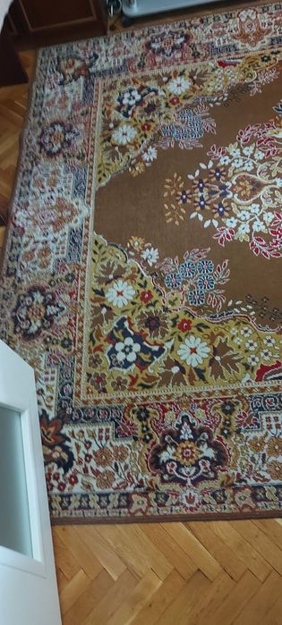 Персийски вълнен  килим