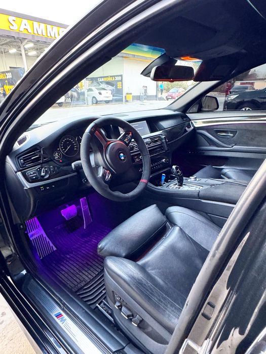 BMW M5 F10 3.3 Twin pawer turbo