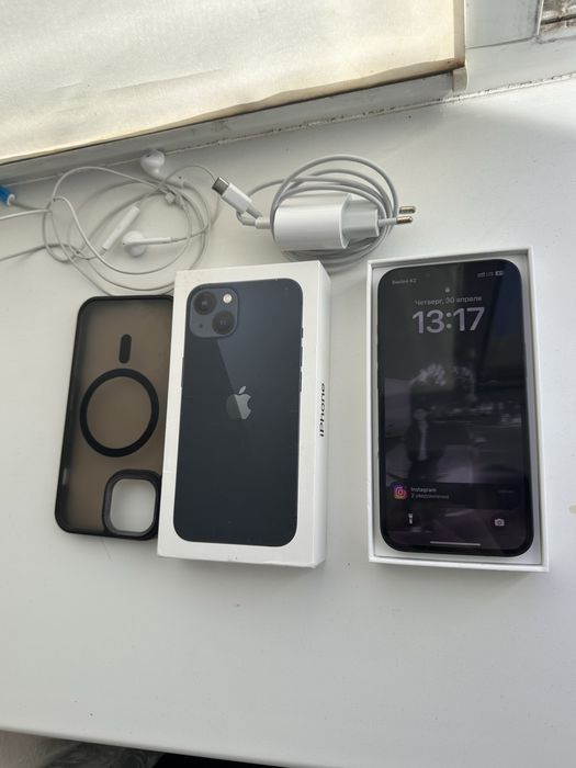 Продам Айфон 13 128 gb