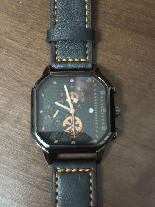 Продаю мужские кварцевые часы