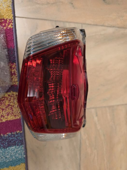 Vand Tripla spate + semnalizari stanga+dreapta Nmax 125 model 2018