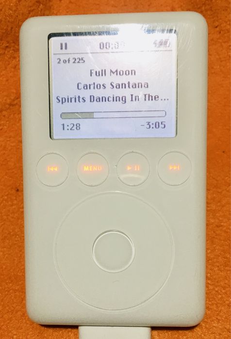 Ipod - APPLE - - HI -FI - оригинал ..20 G