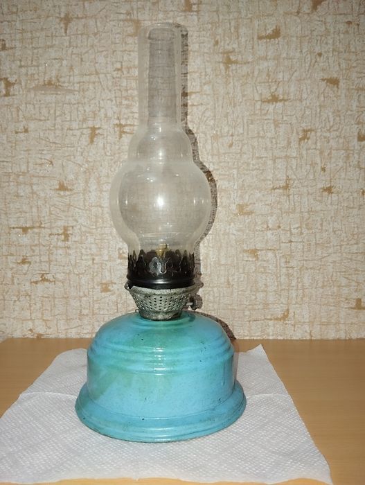 Керосиновая лампа