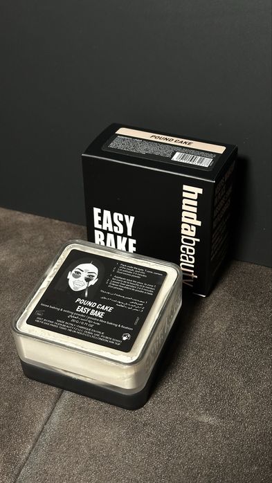 Huda Beauty Easy Bake Pound Cake 20g nouă, nefolosită