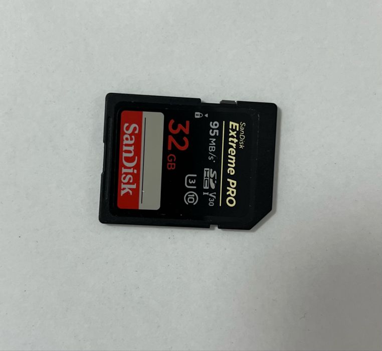 Aparat foto mirrorless Sony A5100