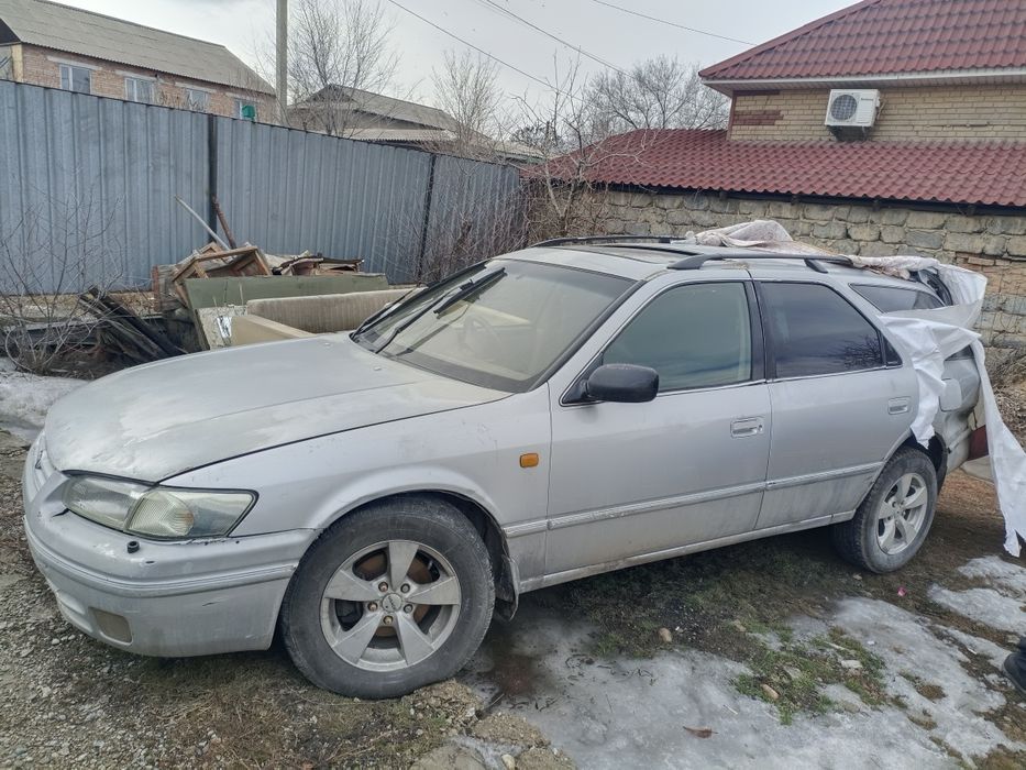 Продам Тойота Грация битая на ходу