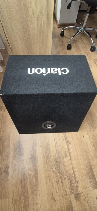 Subwoofer Auto Pasiv Clarion + Incintă Bass-Reflex, Sunet Puternic