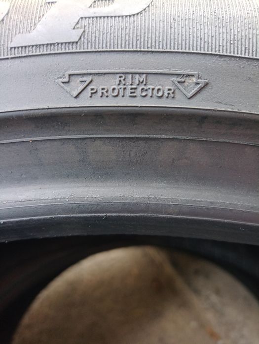 4 anvelope de vara ca noi Dunlop 275/40 R22 dot 0819