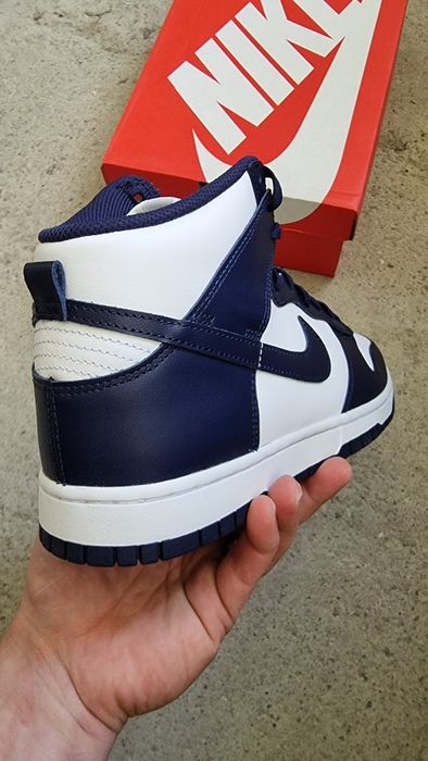 Nike dunk high navy