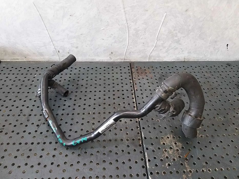 Furtun conducta apa 2.0 tdi vw golf 7 04l121064f