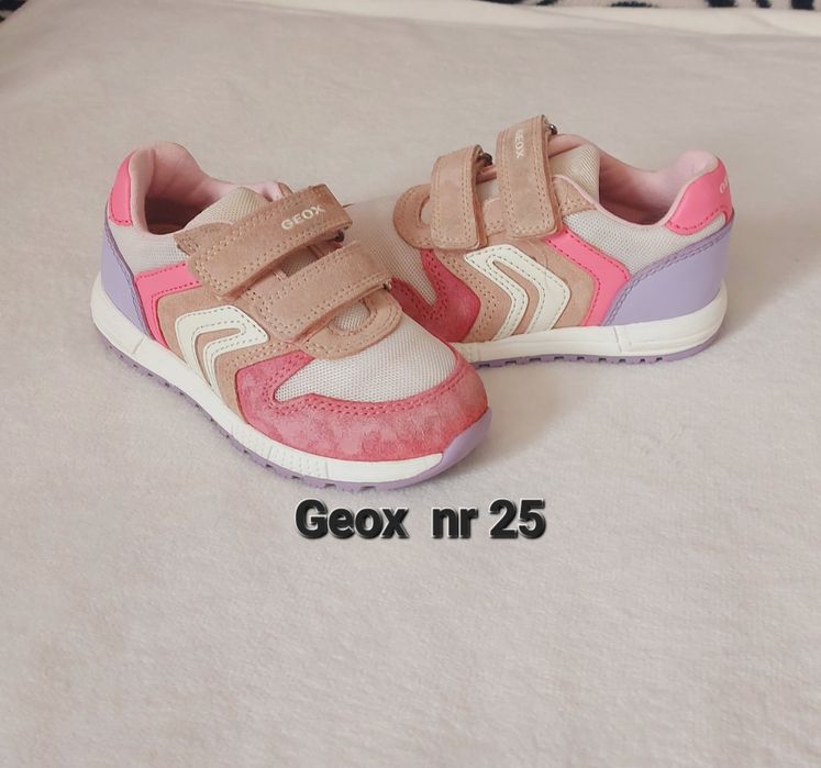 Pantofi pentru fetite