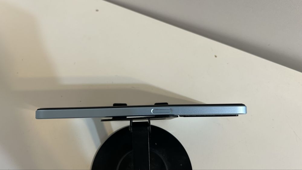 продаю OPPO A57s