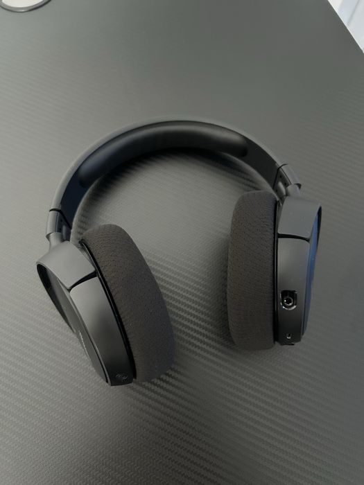 Vând căști gaming wireless SteelSeries Arctis 1, culoare neagră