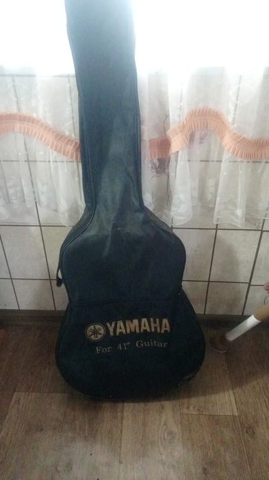 Гитара акустическая