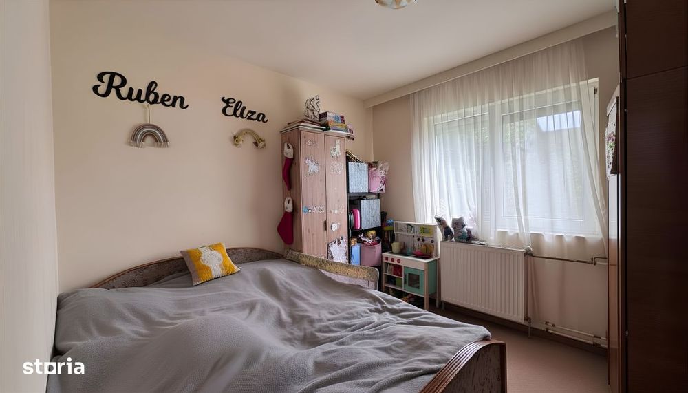 Ap 2 camere de vânzare, cart. Rogerius