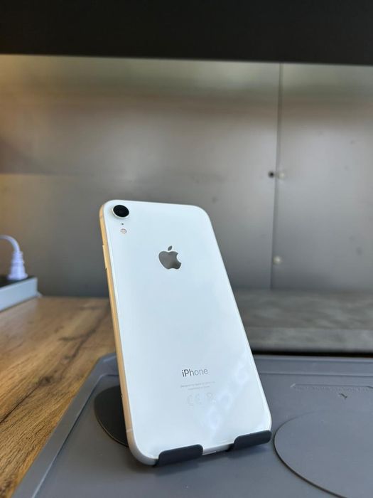 Айфон XR 64gb Iphone
