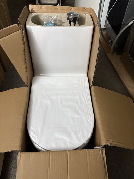 Моноблок с вградено казанче и задно оттичане