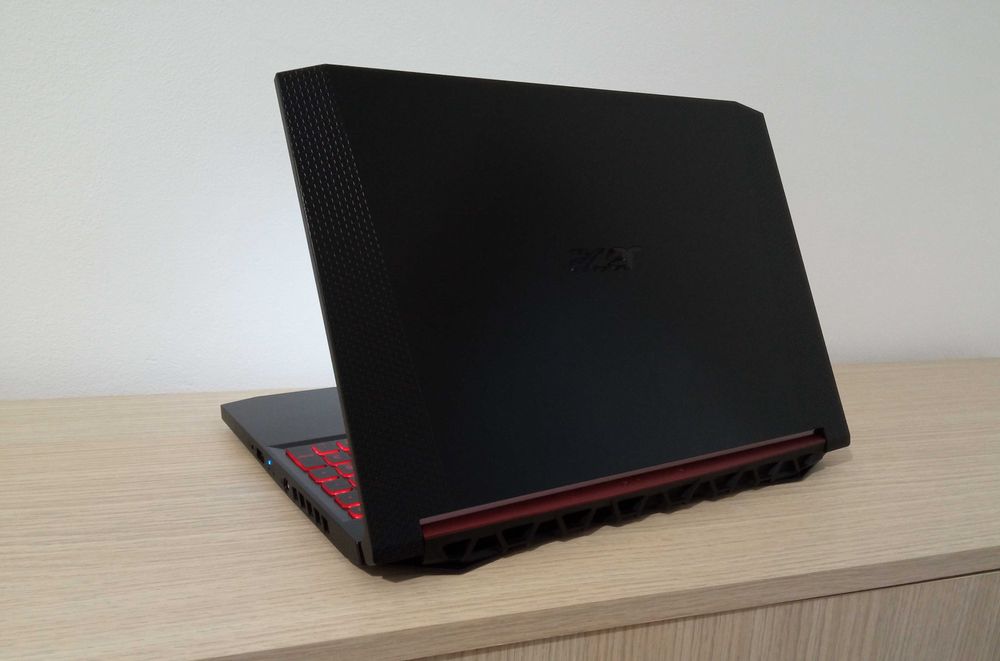 Laptop I7 GAMING EXTREM ssd placa NVIDIA TI TITANIUM 16gb ram