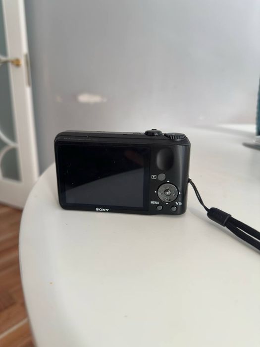 Sony h90 almost new guyyyyss