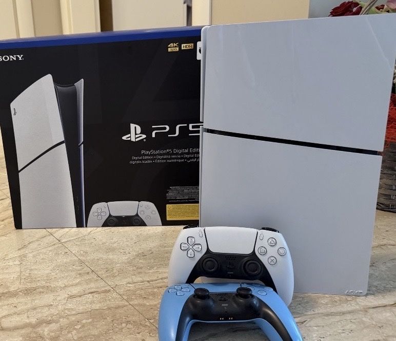 НОВ Sony PlayStation 5 Digital Edition Гаранция 12м