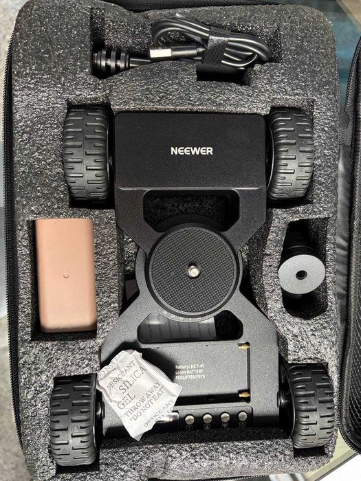 Neewer DL400, предназначенная для плавного перемещения камер.
