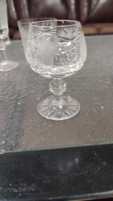 Продавам кристални чаши от Чехия