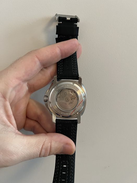 Часовник Pagani design