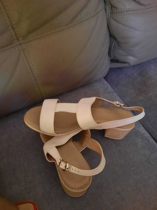 Vand sandale dama